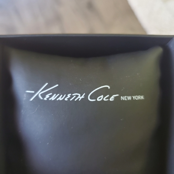 Watch - Picture 6 of 6